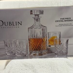 Crystal Whiskey Decanter Set - Clear